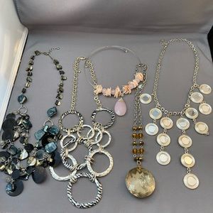 Jewelry Lot 5 Fashion pre-owned necklaces
